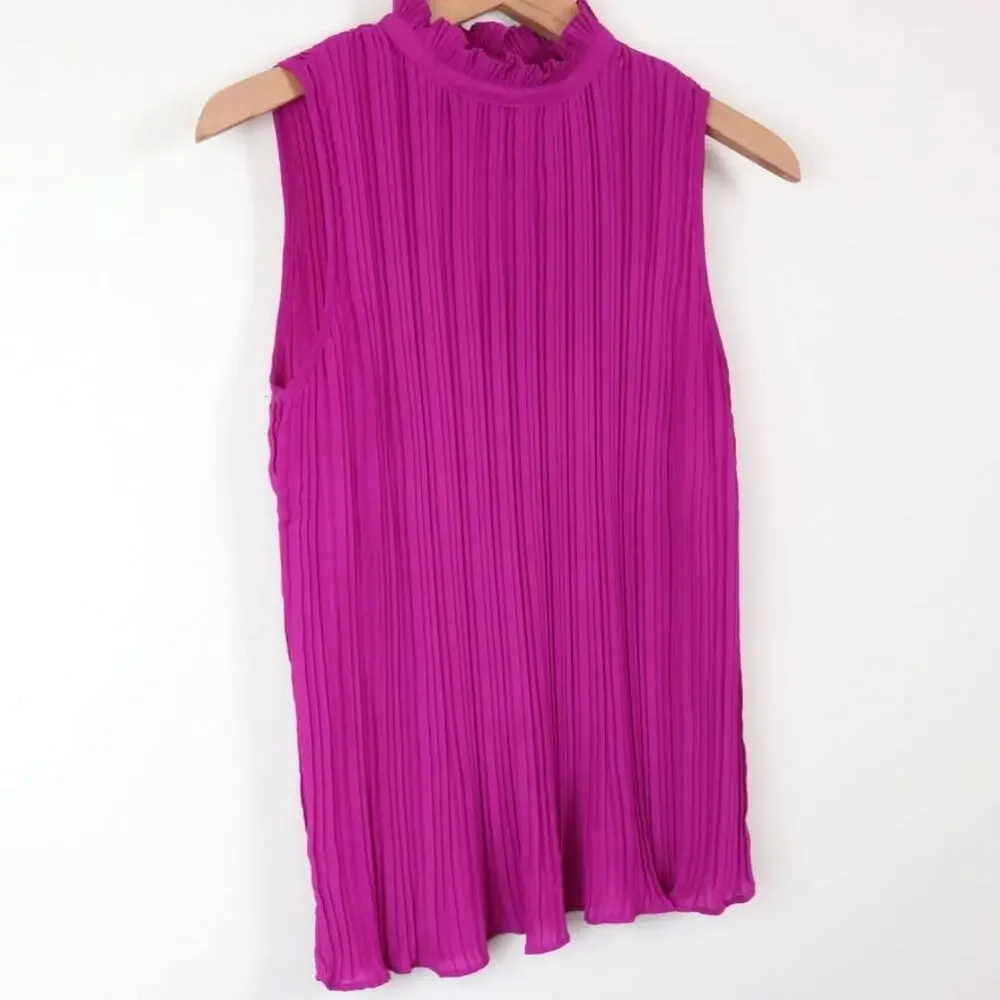 Adrianna Papell Size XS Sleeveless Pleated Blouse Keyhole Fuchsia Pink - Picture 3 of 9